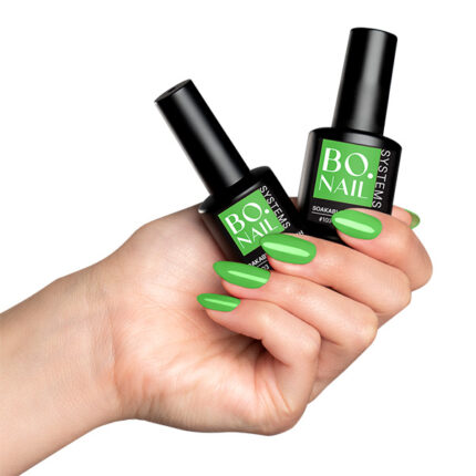 gel-lak-za-nokte-bo-nails-on-the-time-zeleni-2
